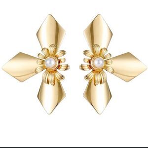 bohemian half flower earrings A336